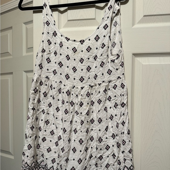 Dress - Picture 1 of 2